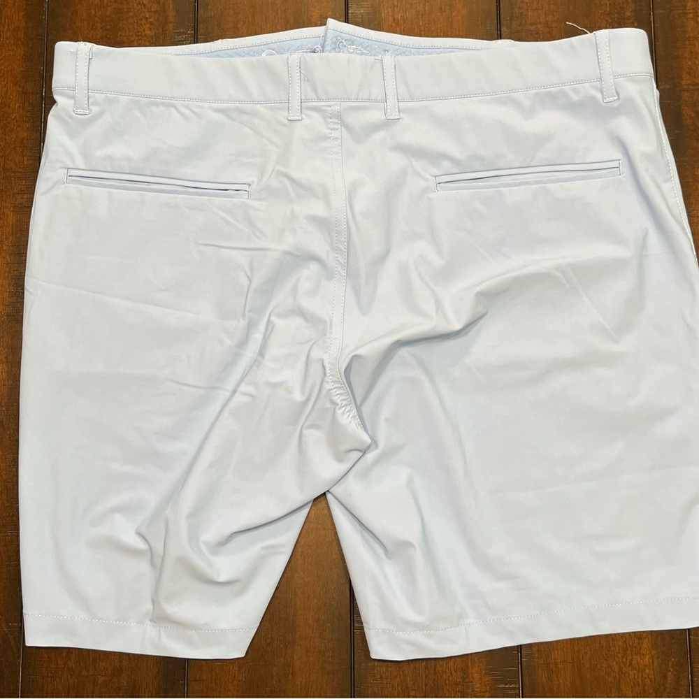 Holderness & Bourne Light Blue Golf Shorts - Picture 3 of 3
